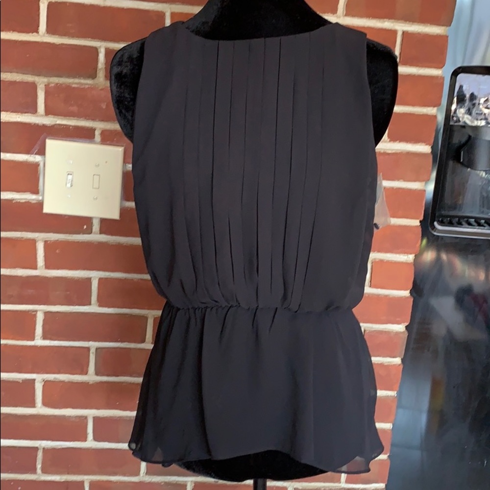 NEW Bisou Bisou dress shirt